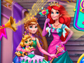 游戏Anna And Ariel Princess Ball Dress Up