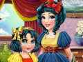 游戏Snow White Mommy Real Makeover
