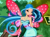 游戏Winx Flora Dress Up 