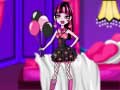 游戏Delicate Dracula Dress Up