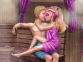 游戏Super Doll Sauna Flirting