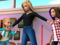 游戏Barbie Dreamhouse Adventure Jigsaw Puzzle